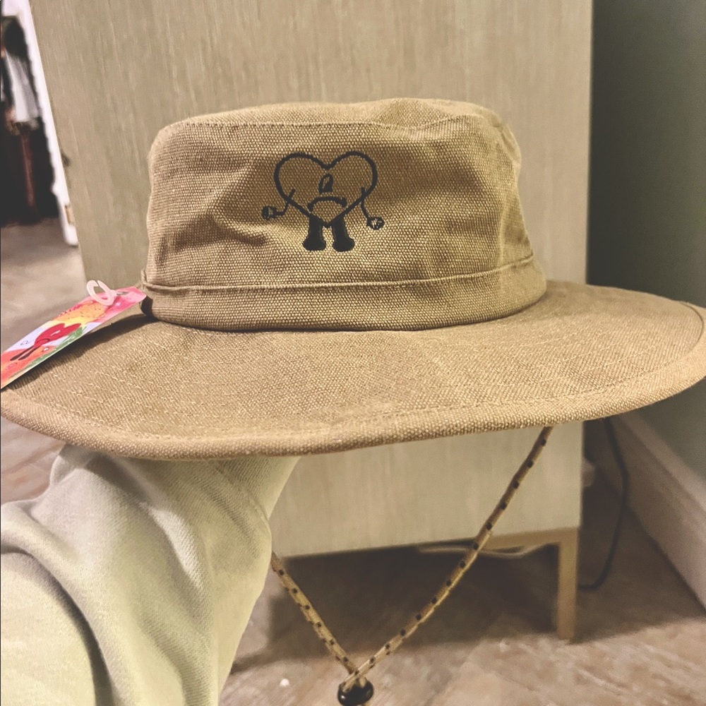 Bad Bunny Un Verano Bucket hat Authentic 2022 tour